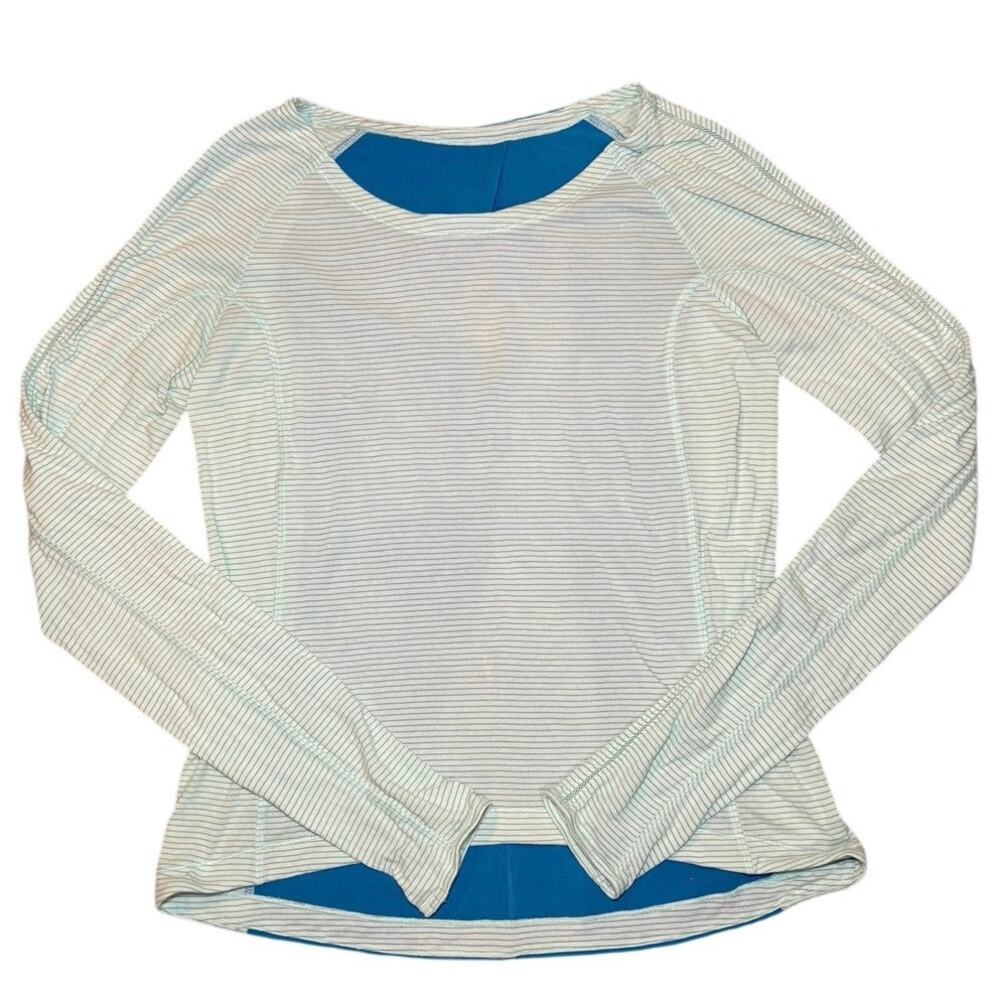Lululemon Blue and White Workout Shirt with Back Cutout Size 6/Small